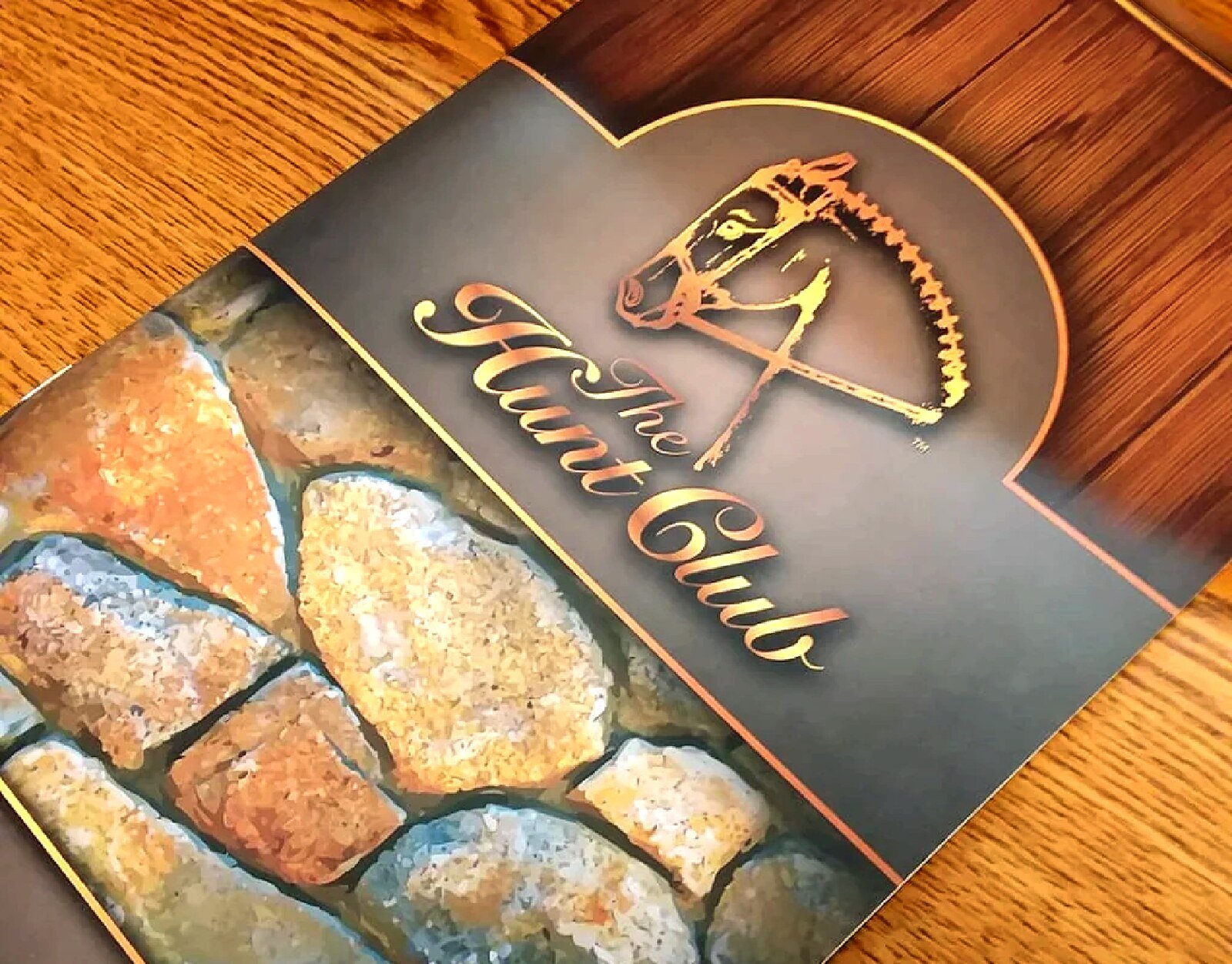 The Hunt Club sign photo